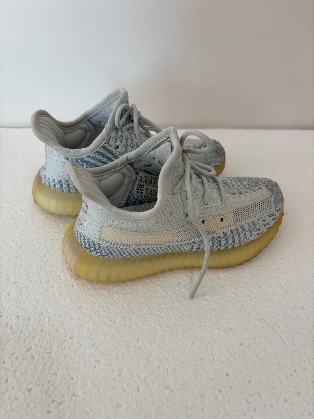 NWOT! Yeezy Adidas Boost Kids Youth Unisex Sneakers